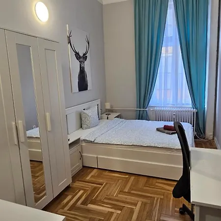 Dob * Budapeste